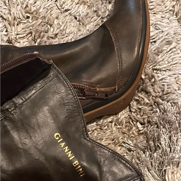 Gianni Bini Boots - Picture 2 of 4